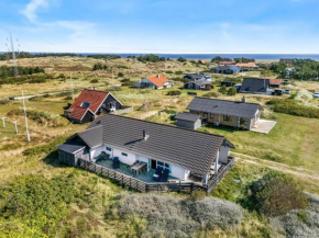 Spacious Holiday Home, Located Close To The North Sea, Halfway Between Hvide Sande And Søndervig, With A Spa And Sauna,